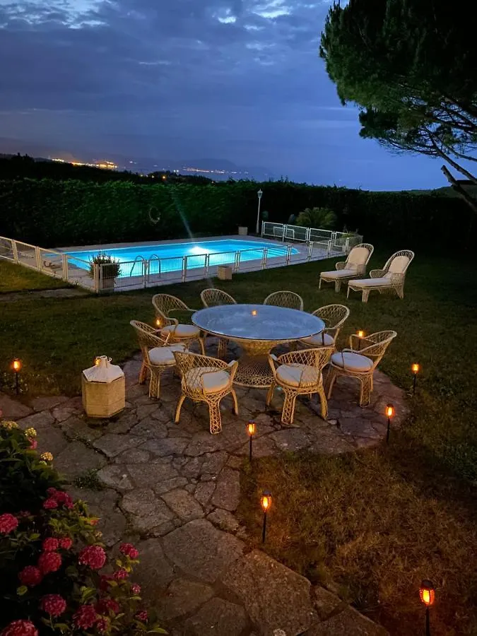 Hostal El Tejado de Santa Ana Barrika Casa rural